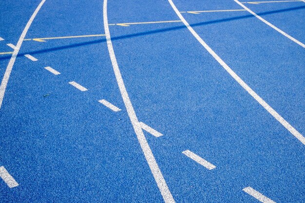 Foto fotografia completa da pista de desporto azul