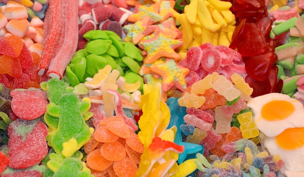 Fotografia completa de doces coloridos