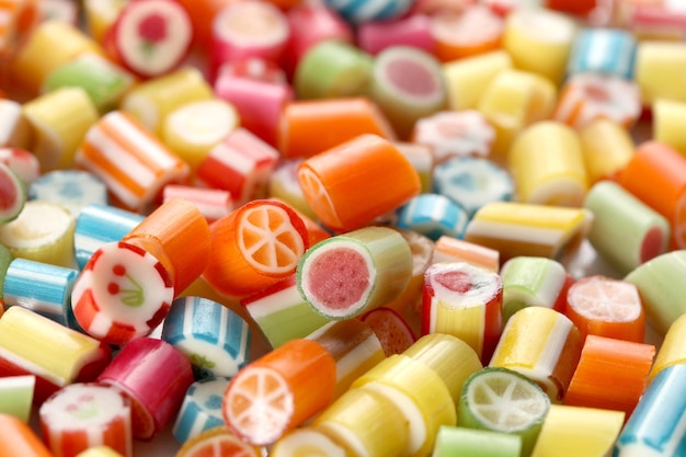 Fotografia completa de doces multicoloridos