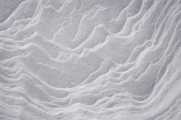 Fotografia completa de uma paisagem coberta de neve