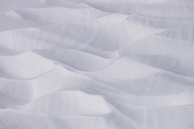 Fotografia completa de uma paisagem coberta de neve