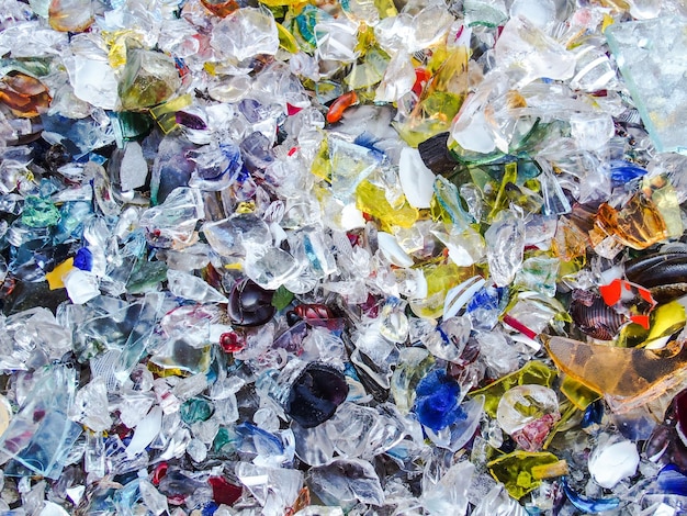 Fotografia completa de vidro quebrado multicolorido