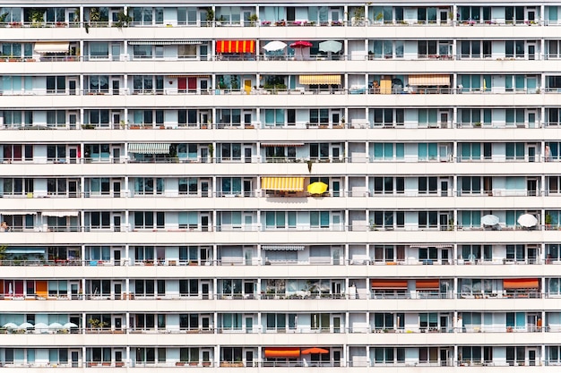 Fotografia completa do edifício
