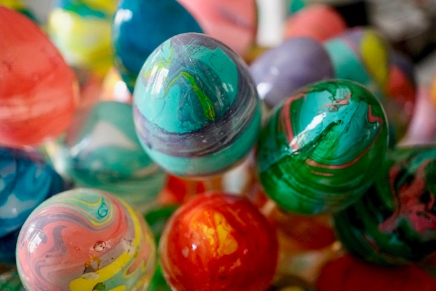 Fotografía completa de dulces de varios colores