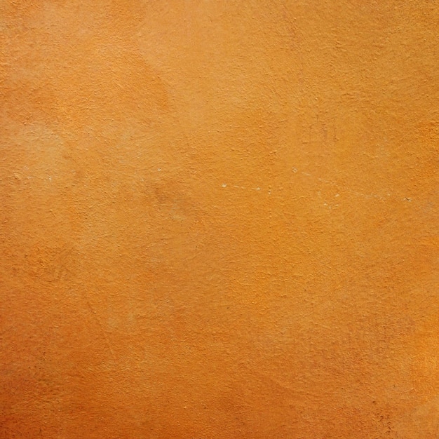 Fotografía completa de la pared naranja