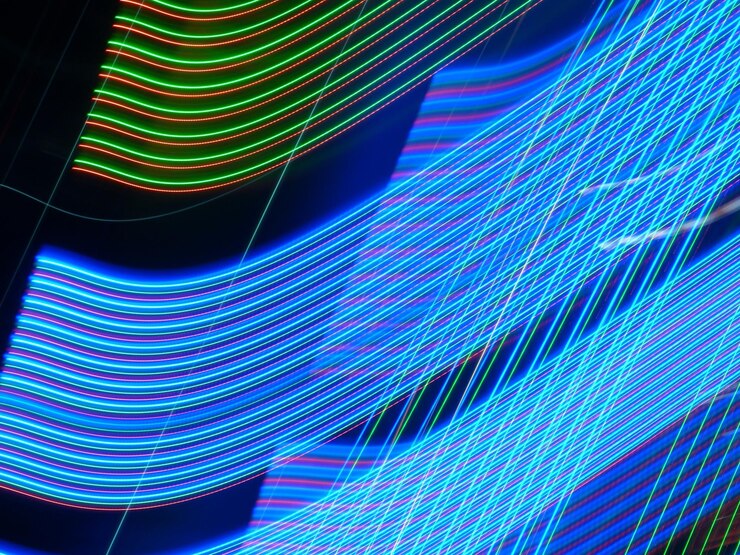 Foto fotografía completa de rastros de luz sobre un fondo negro