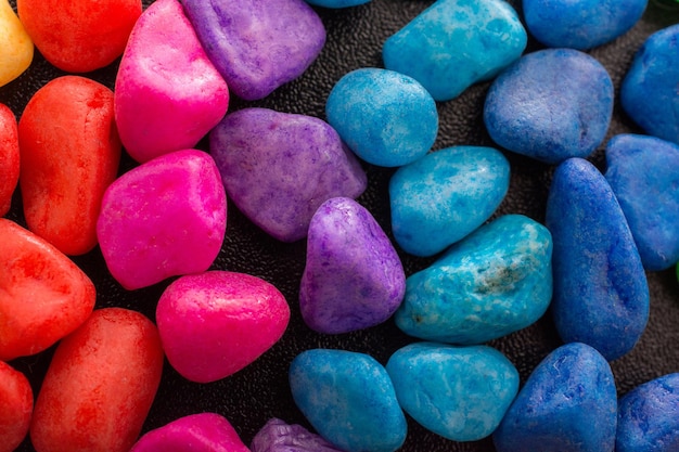 Foto fotografía completa de las rocas multicolores