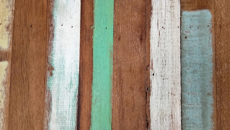 Foto fotografía completa de las tablas de madera pintadas
