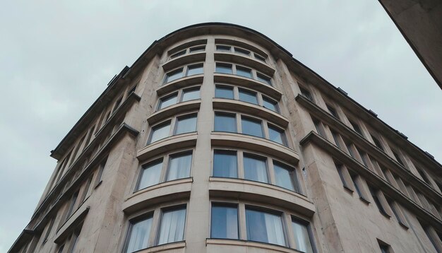 Fotografia de baixo ângulo de um edifício em Berlim, Alemanha