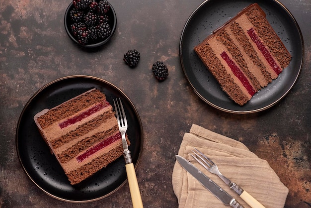 Fotografia de comida de fatia de bolo de chocolate