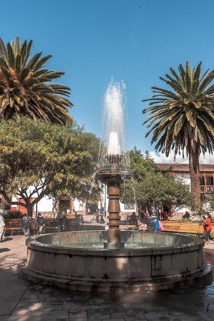 Fotografia de la Pileta de la Plaza de Armas de Urubamba in Cusco Peru