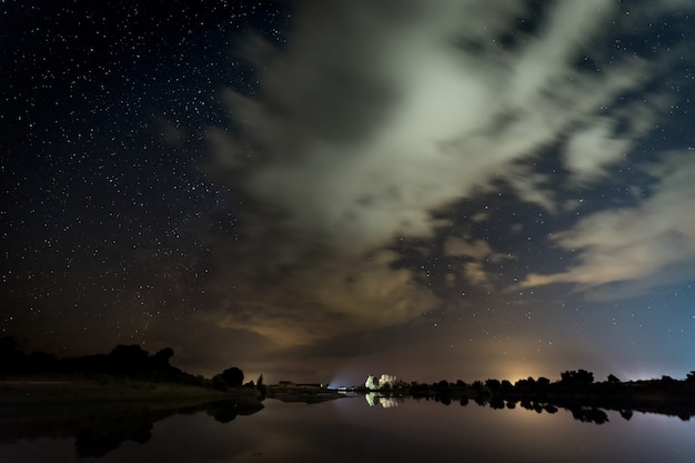 Fotografía nocturna en el Área Natural de Barruecos. Extremadura España.