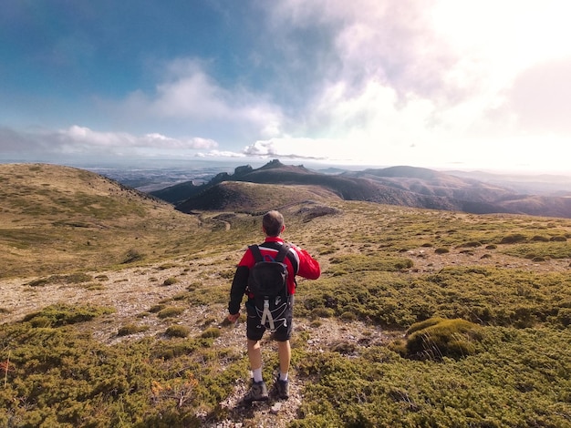 Fotografía de paisaje en las peñas de Herrera junto a Talamantes y Moncayo, Aragón. España.