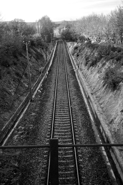 fotografía de vista premium del riel del tren