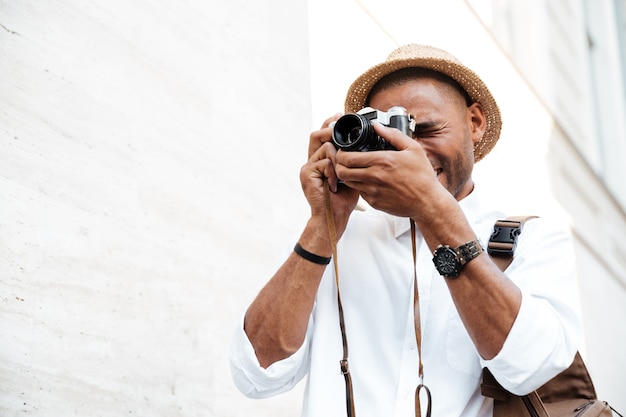 Fotografías de hombre en la calle