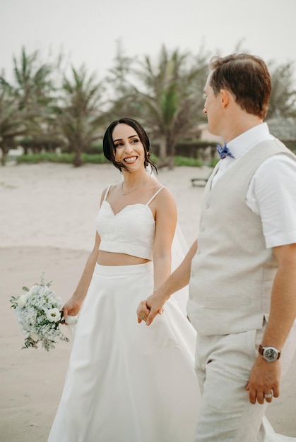 Foto fotografias românticas de praia para casais