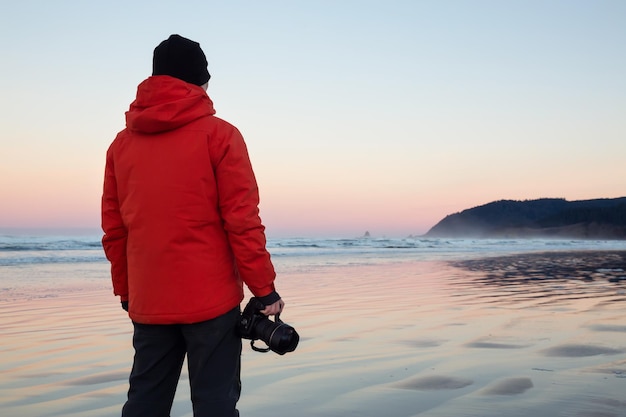 Fotógrafo en la costa de Oregón