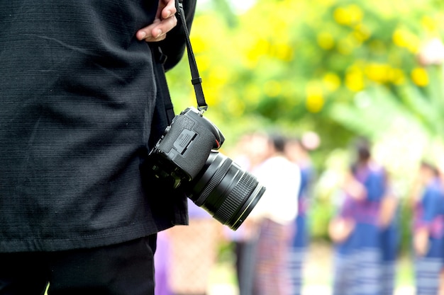 Fotógrafo profissional concentra e continua sua paixão pela fotografia