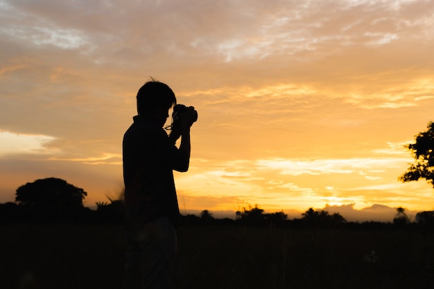 el fotógrafo tomó la foto crepuscular