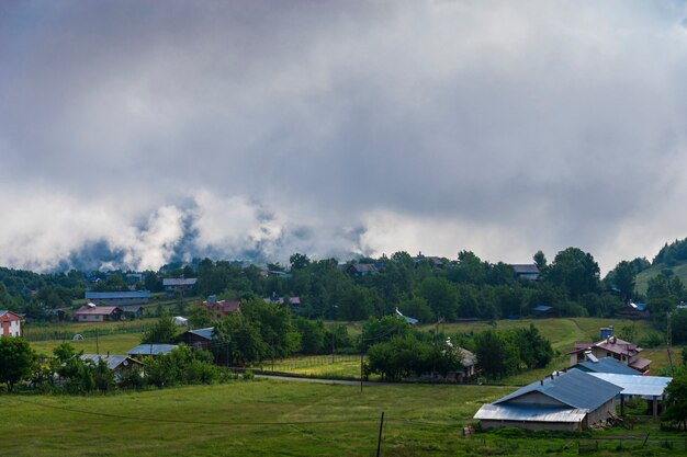 Fotos incríveis de vilas e paisagens montanhosas. Savsat, Artvin - Turquia