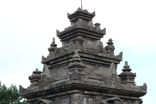 Fotos del templo de Gedong Songo tomadas desde varios ángulos diferentes