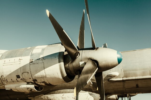 Foto fragmento de avião velho