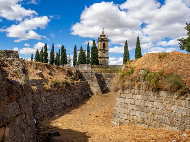 Fragmento de las murallas medievales fortificadas de Almeida Portugal