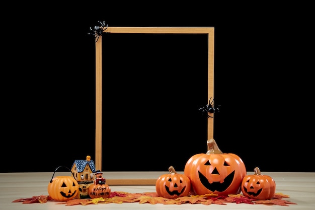 Frame e Jack O Lantern decoração de abóbora de Halloween com chapéu de bruxa