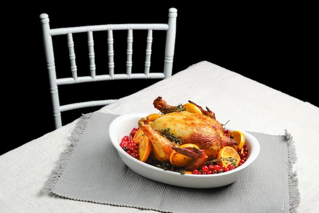 Frango assado com laranja e cranberry