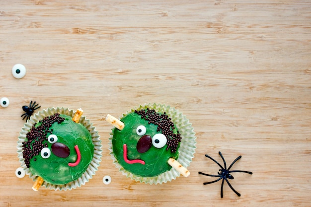 Frankenstein cupcakes regalo divertido para niños para fiesta de Halloween