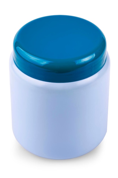 Frasco azul con cosméticos aislado sobre fondo blanco.