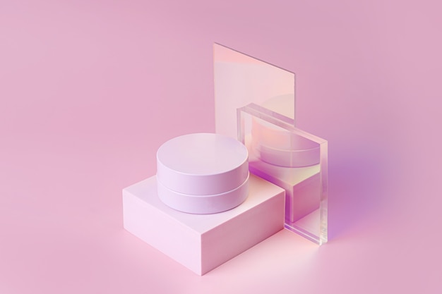 Frasco cosmético em branco branco com creme no pódio com vidro brilhante no fundo rosa