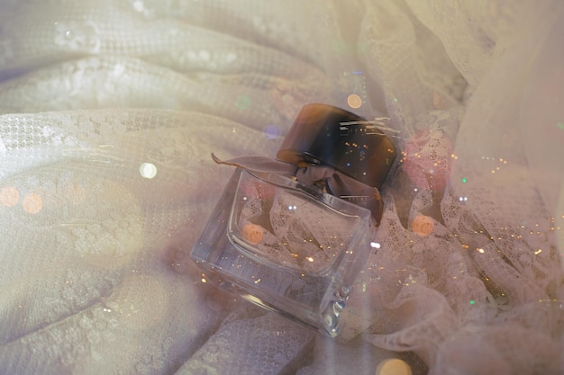 Frasco de perfume. coleção de perfumaria, cosméticos banner