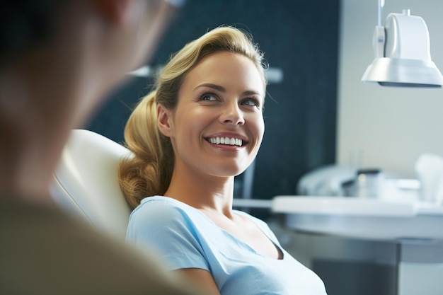 Frau besucht den Zahnarzt Bokeh-Stil Hintergrund