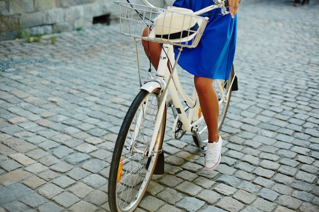 Frau Fahrrad Rock Radfahrer Aktivität