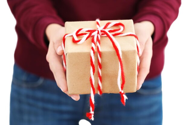 Frau mit Paket-Geschenkbox, Nahaufnahme