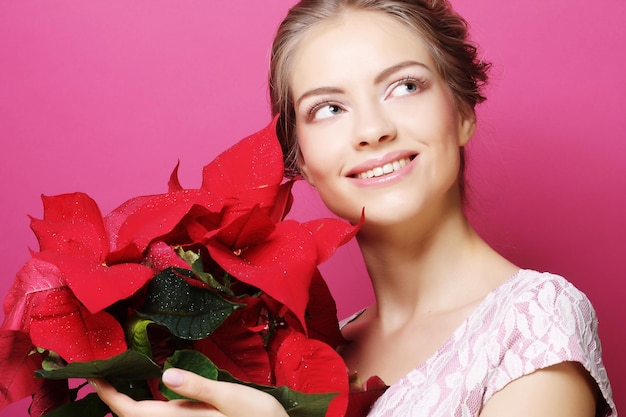 Frau mit Weihnachtsstern