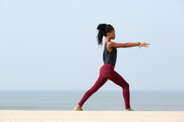 Frau Yoga Übung