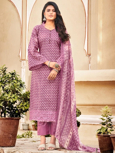 Frauen Kurti mit Pant und Dupatta