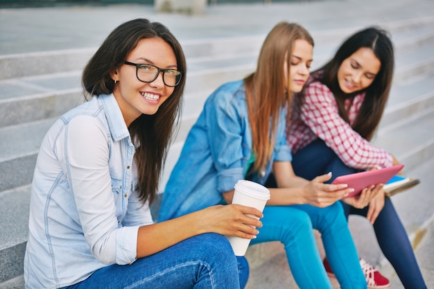 Frauen, Mädchen Touchpad Student intelligent