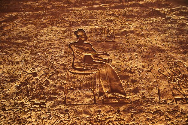 Frescos en el templo de Abu Simbel