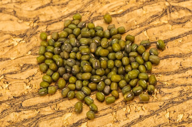 Frijoles crudos secos mung para cocinar