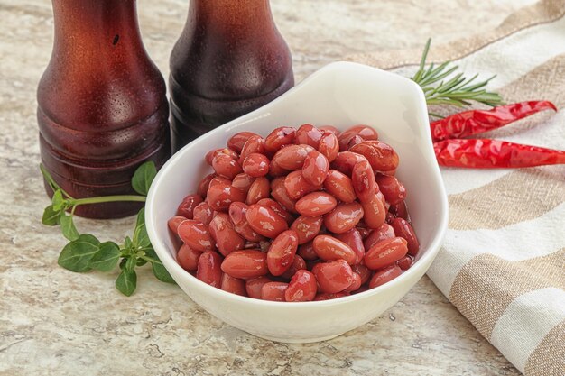 Frijoles rojos en salsa de tomate