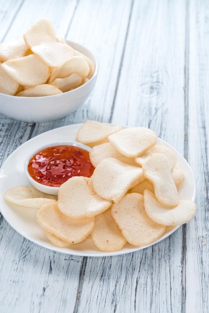 Frisch zubereitete Garnelencracker Krupuk