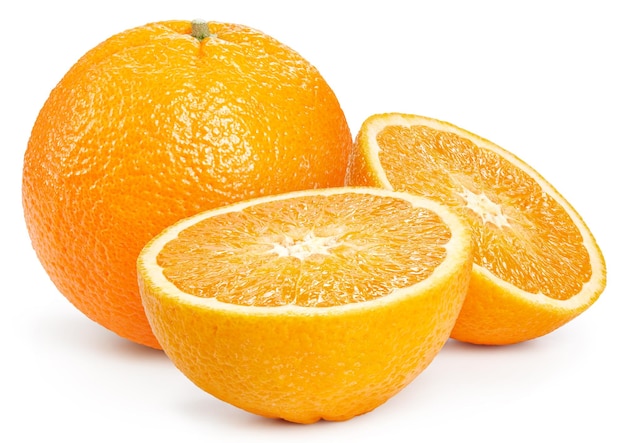 Frische Bio-Orange mit isolierten Blättern auf weißem Hintergrund