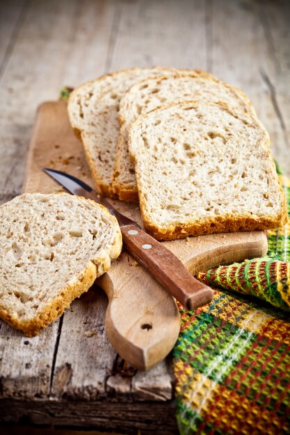 frische Brotscheiben