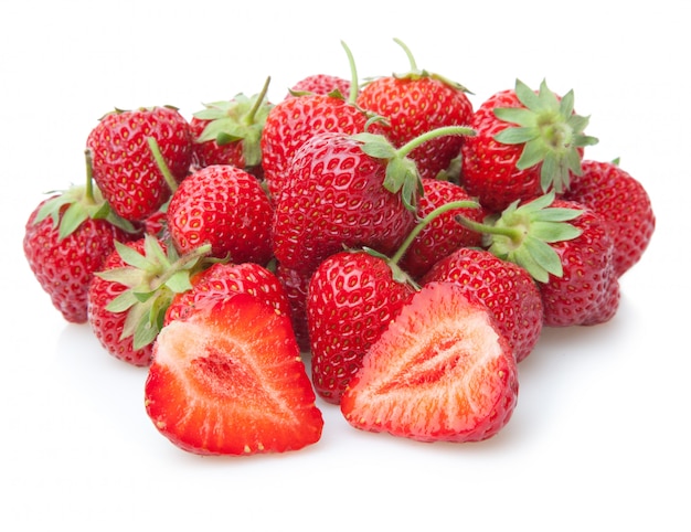 Frische Erdbeere lokalisierte Frucht auf Weiß