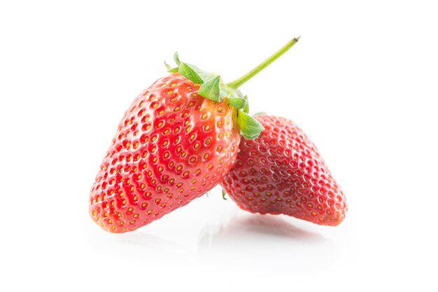 Frische erdbeeren isolieren