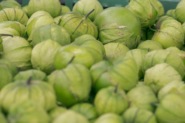 Frische grüne Tomatillo auf dem Markt Ansicht von oben