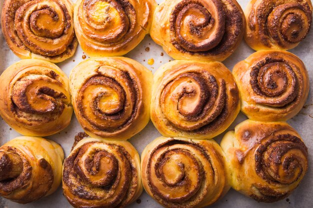 Frische hausgemachte Zimtschnecken